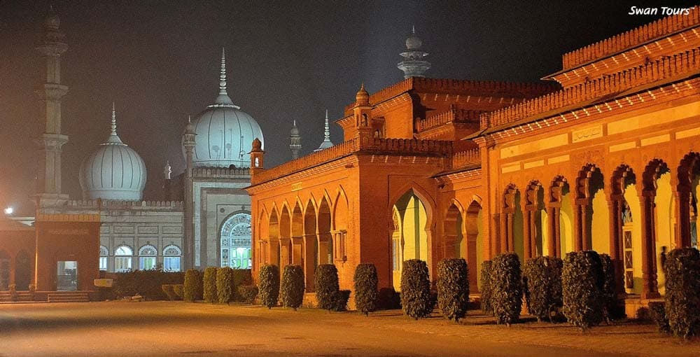 Students walking on a university campus in India